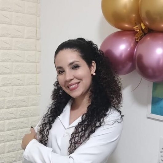 Dra. Emanuela Cruz Fernandes