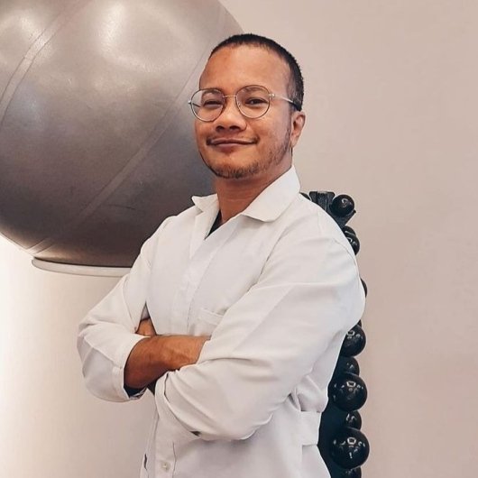 Prof. Denny Tavares