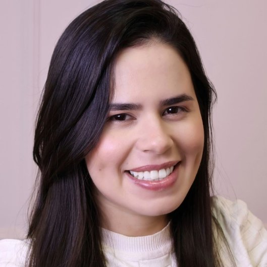 Dra. Nataly Clycie