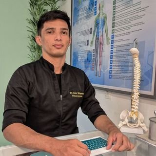 Dr. Ariel Mesquita