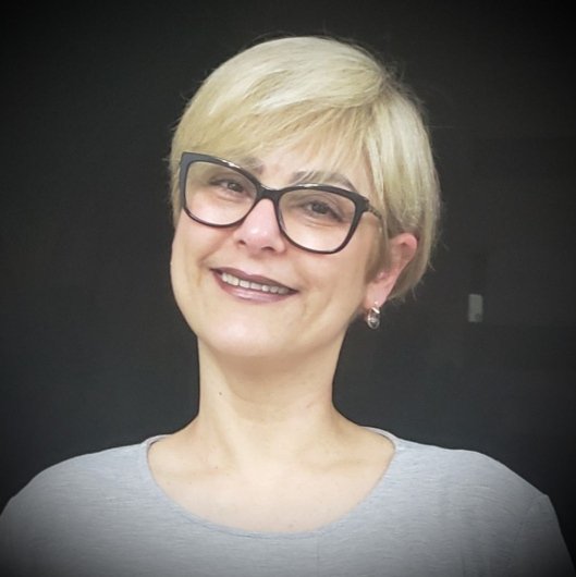 Dra. Tania Mara Morelli