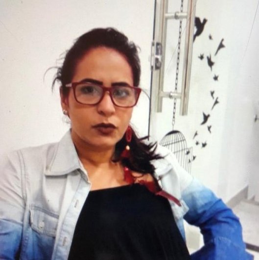 Dra. Ana Claudia Negrelli Ribeiro