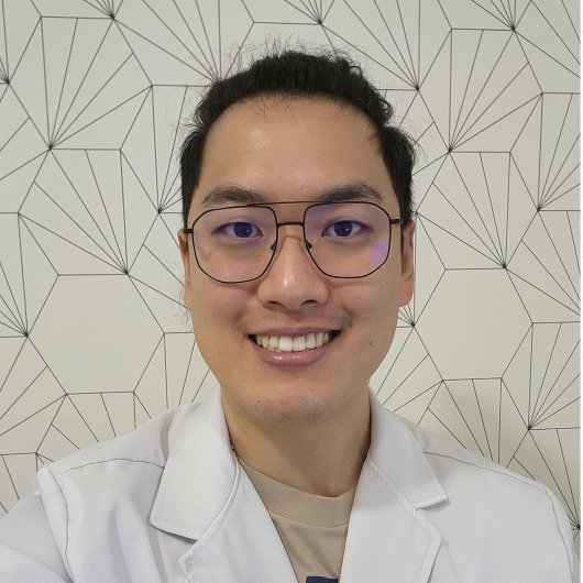 Dr. Gustavo Morioka
