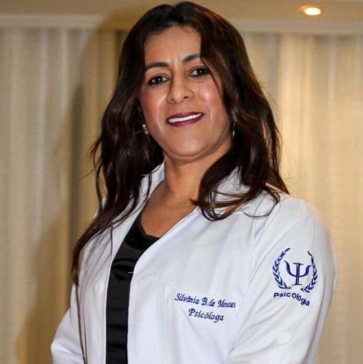 Silvania Batista Santos de Meneses