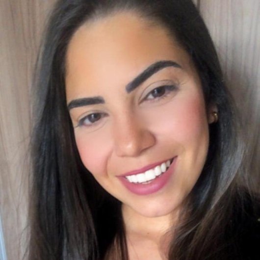 Bárbara Leone Frade Teixeira