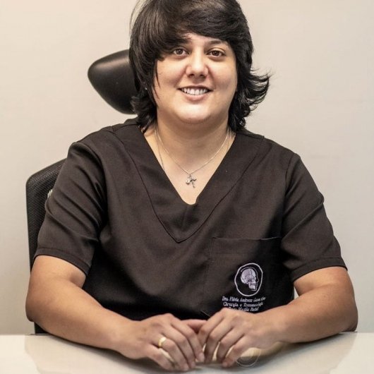 Dra. Flávia Andrezza Gomes Alves