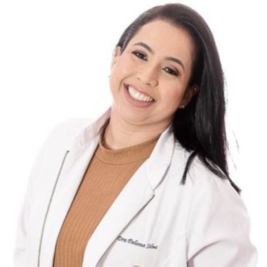 Dra. Paloma Silva