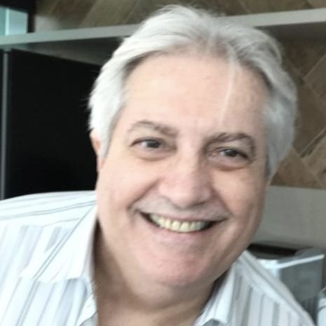 Dr. Carlos Antonio Moura
