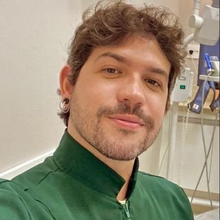 Dr. Angelo Santiago