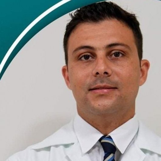 Dr. Lucas Duarte Righi