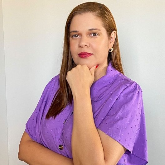 Dra. Aline De Almeida Santos