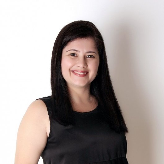 Dra. Nomara Guedes