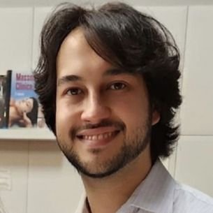 Vinícius Marangoni Noro Veiga