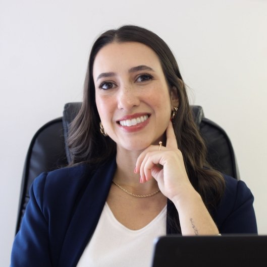 Dra. Vanessa Salomao