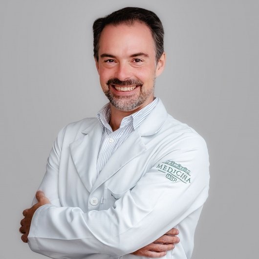 Dr. Flavio Augusto Passarelli Prado
