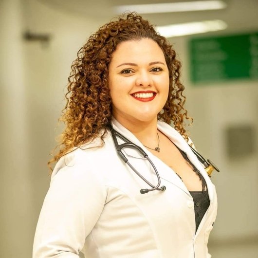 Dra. Afra Carneiro