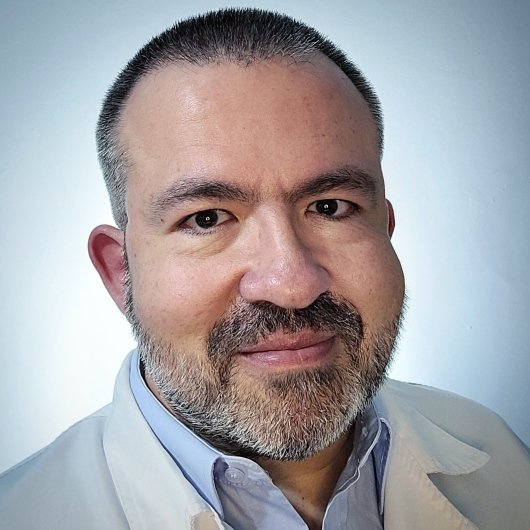Dr. Marcos Germano
