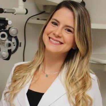 Dra. Renata Farias Teixeira
