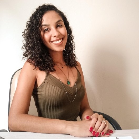 Dra. Andreza Gomes