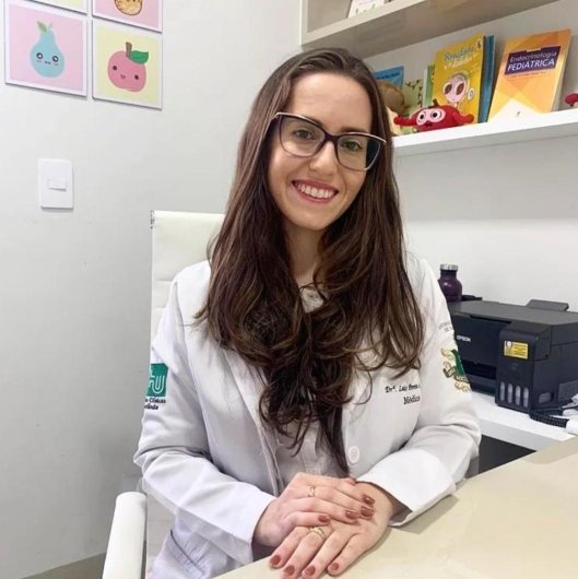 Dra. Laís Pereira de Souza