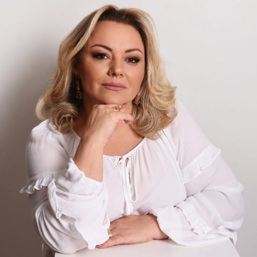 Dra. Amanda Andréa de Almeida