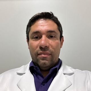 Dr. Thiago Urquiza Dos Santos Costa