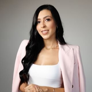 Dra. Aline Almeida