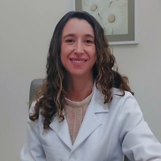 Dra. Paula Fernandes Batista Rodrigues