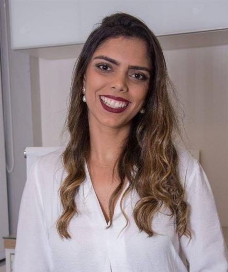 Dra. Nathália Fernandes