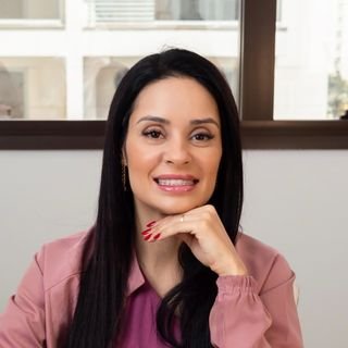 Dra. Talita Almeida