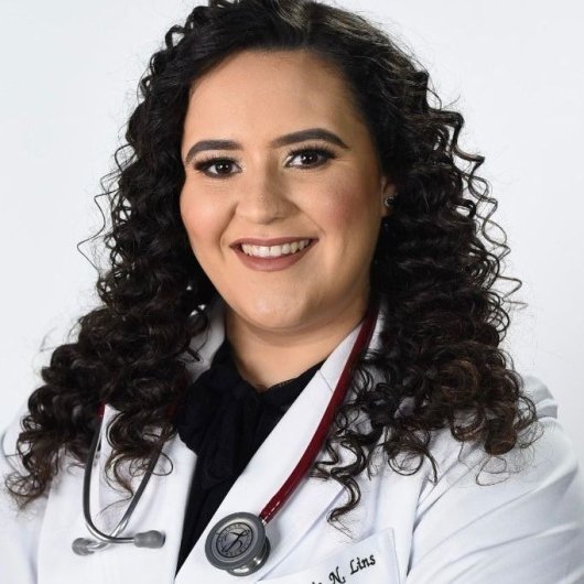 Dra. Stephanie Neri Lins