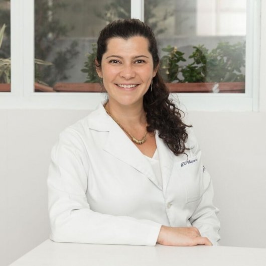 Dra. Viviane de Almeida Jabur