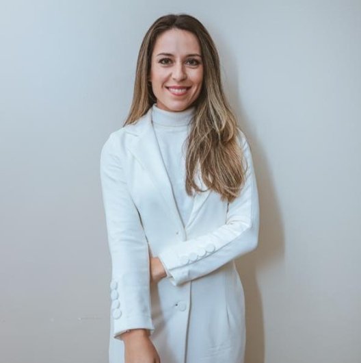 Dra. Géssica Simon
