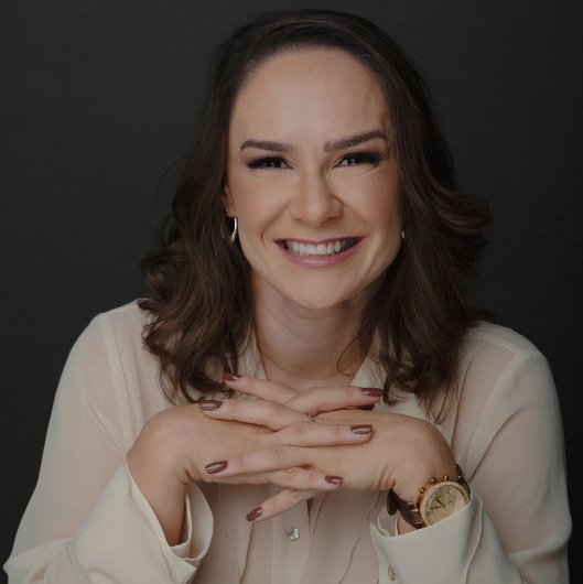 Dra. Gleice Campos
