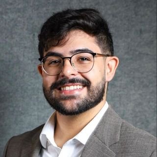 Dr. Yago Sá