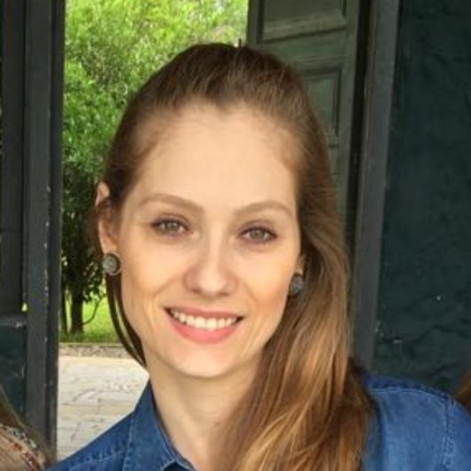 Dra. Juliana Maraski Soares