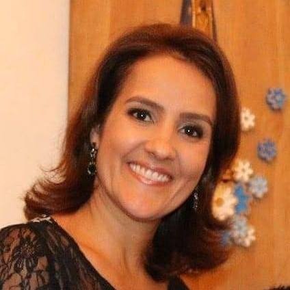Dra. Annaís de Carvalho Henriques