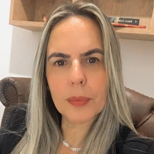 Angélica Oliveira