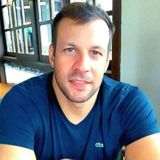 Dr. Igor Teichmann Silva