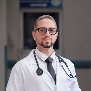 Dr. Gabriel Moreira