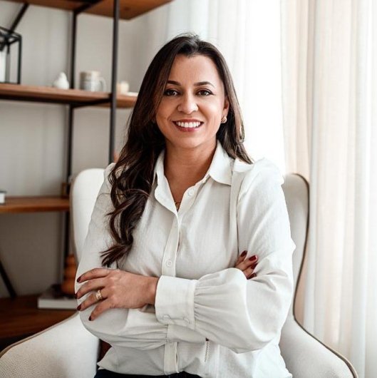 Dra. Sagriely Alves de Paula Szymczak