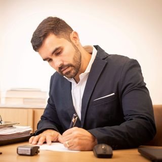 Dr. Claudio Henrique Ribeiro