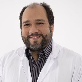 Dr. Cassio Tamara Ribeiro