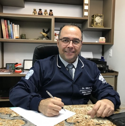 Dr. Gilson De Lima e Silva Júnior