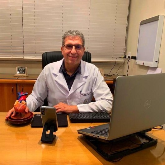 Dr. Mauricio Amir de Azevedo