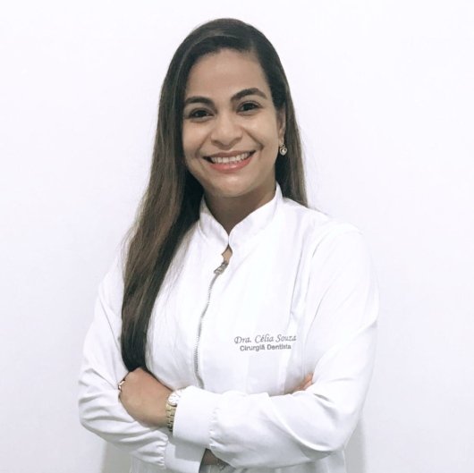 Dra. Célia Souza