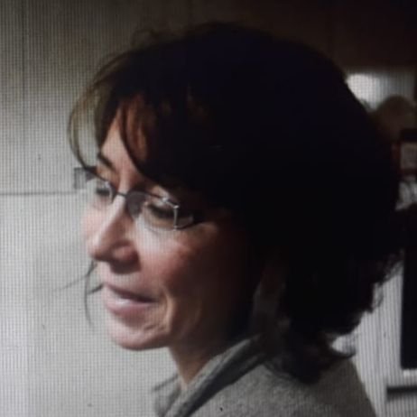 Ana Lucia Esteves