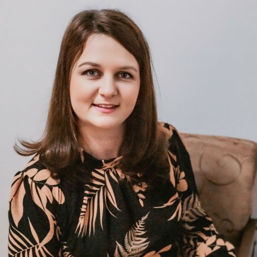 Prof. Suelen Kellm