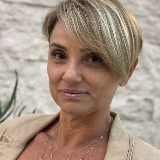 Dra. Adriana Lopes Mesquita