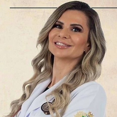 Dra. Luciana Careniro e Silva